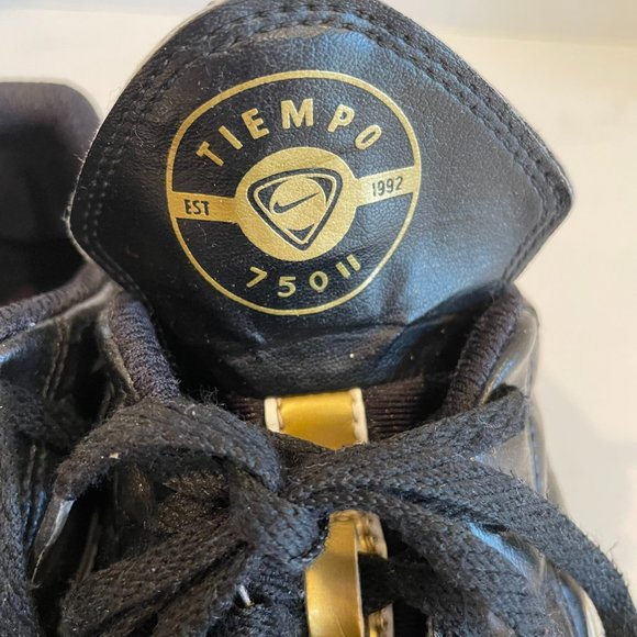 NIKE JR TIEMPO 750 II VT VERSATRACT YOUTH SOCCER CLEATS – SIZE 4.5Y – BLACK/GOLD - Picture 3 of 12